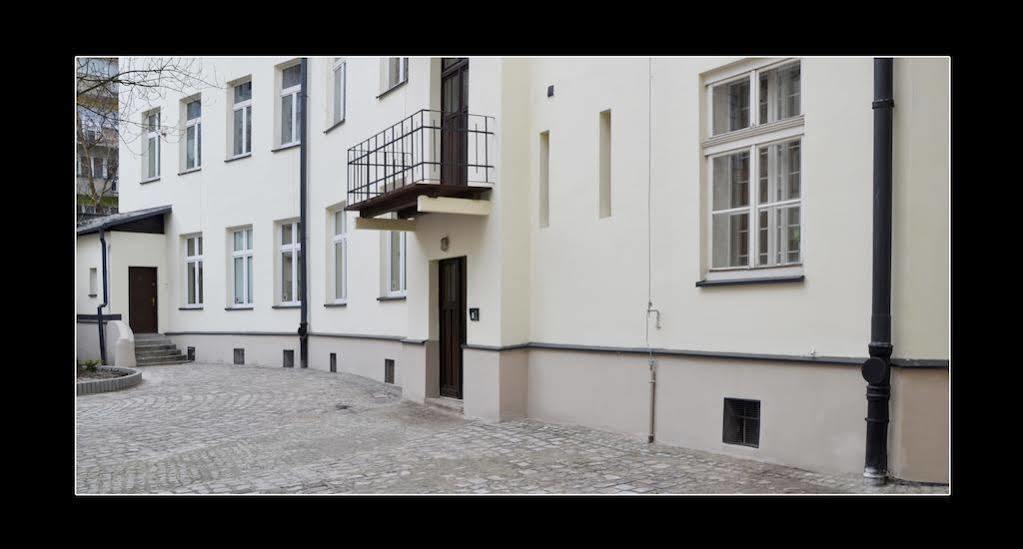777 Apartaments Krasków Exterior foto
